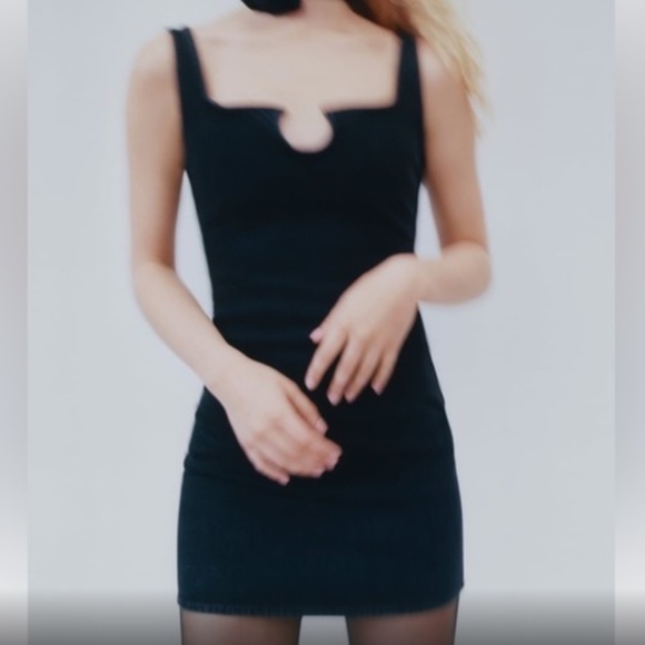 Zara strappy black denim mini dress keyhole neckline - Picture 4 of 7
